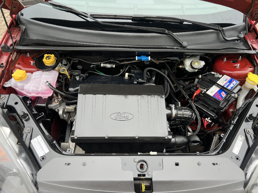 ford fiesta 1.0 rocam 8v flex 4p manual 2013