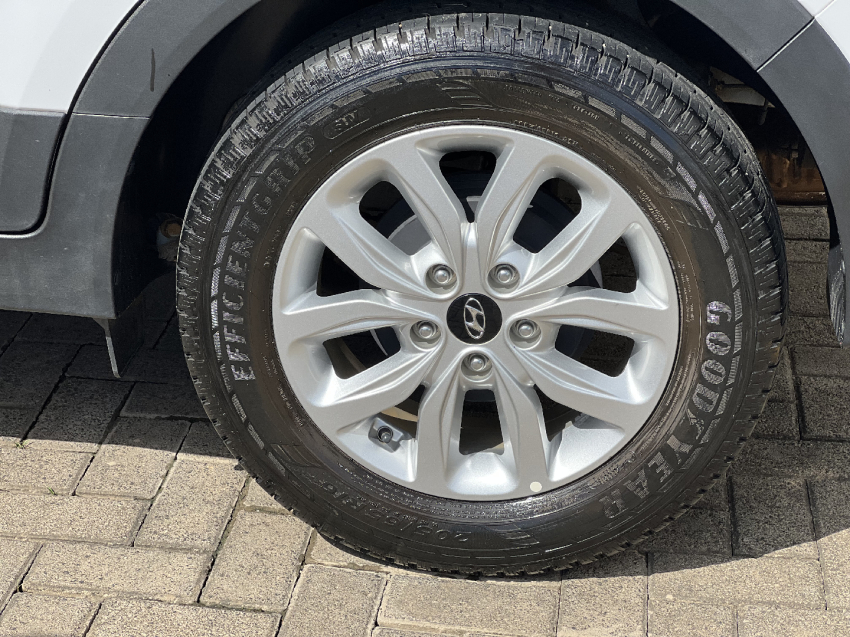 hyundai creta 1.6 16v flex action automatico 4p 20228