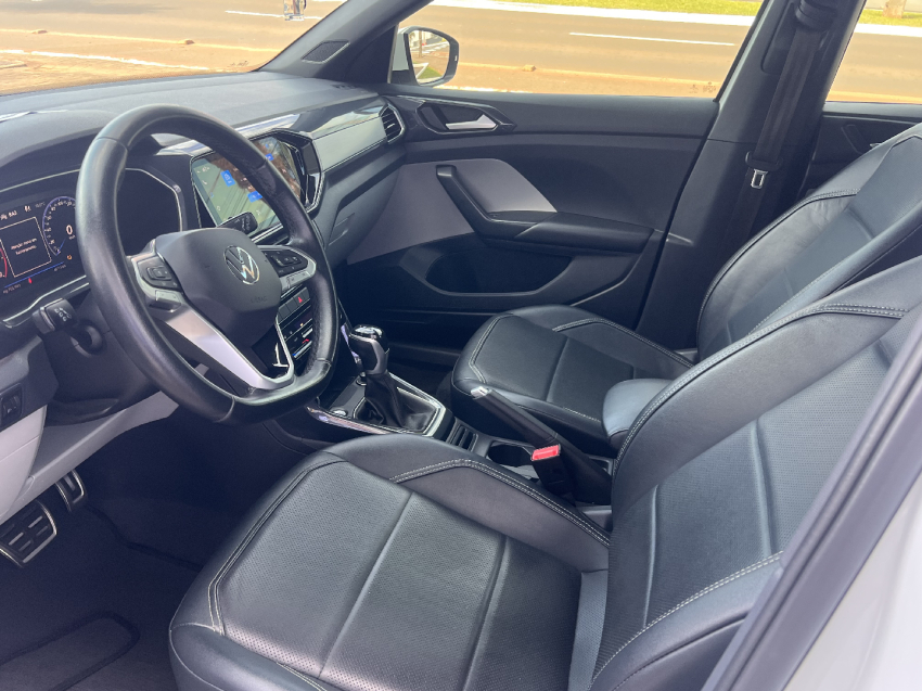 volkswagen t-cross 1.4 250 tsi total flex highline automatico 4p 202213