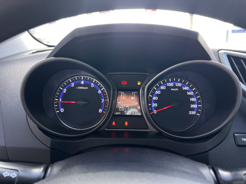 hyundai hb20 1.6 comfort style 16v flex 4p manual automatico 201410