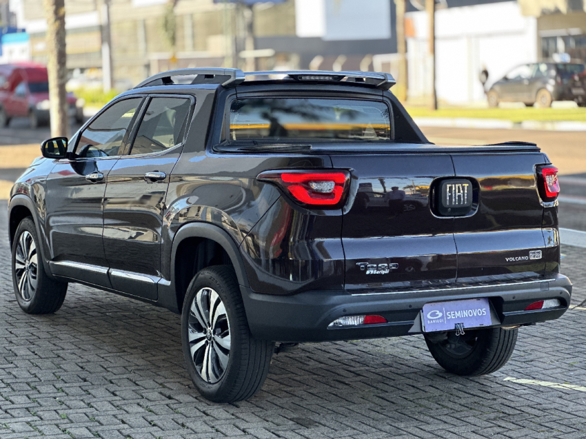 fiat toro 1.3 turbo 270 flex volcano at6 4p automatico 20224