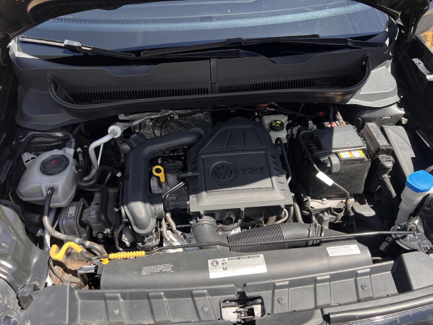 volkswagen t-cross 1.0 200 tsi total flex comfortline automatico 4p 202015