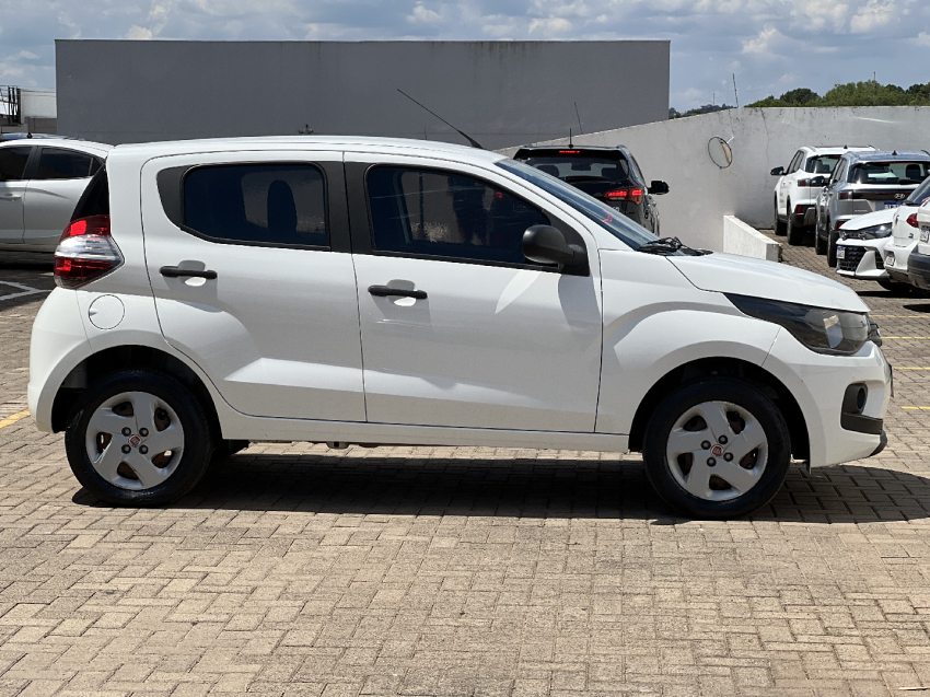 fiat mobi 1.0 evo flex like. manual 4p 20201