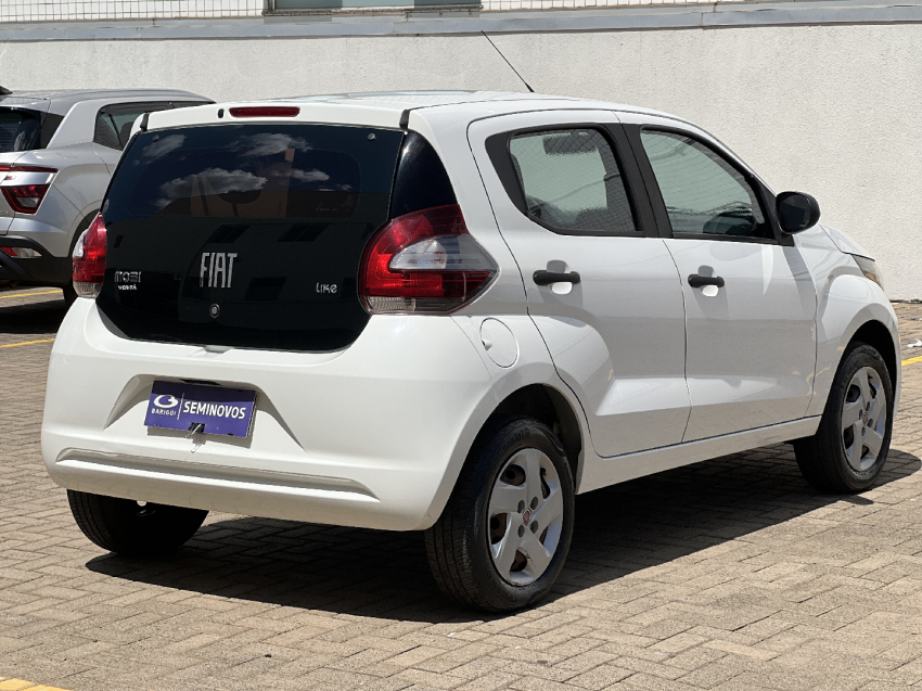 fiat mobi 1.0 evo flex like. manual 4p 20202