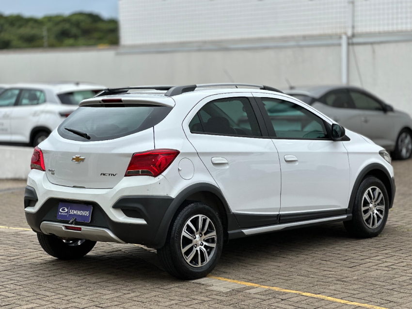 chevrolet onix 1.4 mpfi activ 8v flex 4p automatico 20182