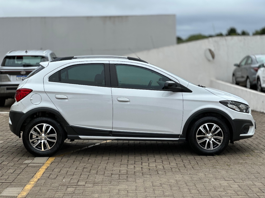chevrolet onix 1.4 mpfi activ 8v flex 4p automatico 20181