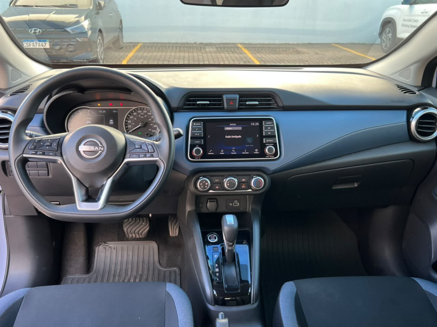 nissan versa 1.6 16v flex advance xtronic 4p automatico 202512