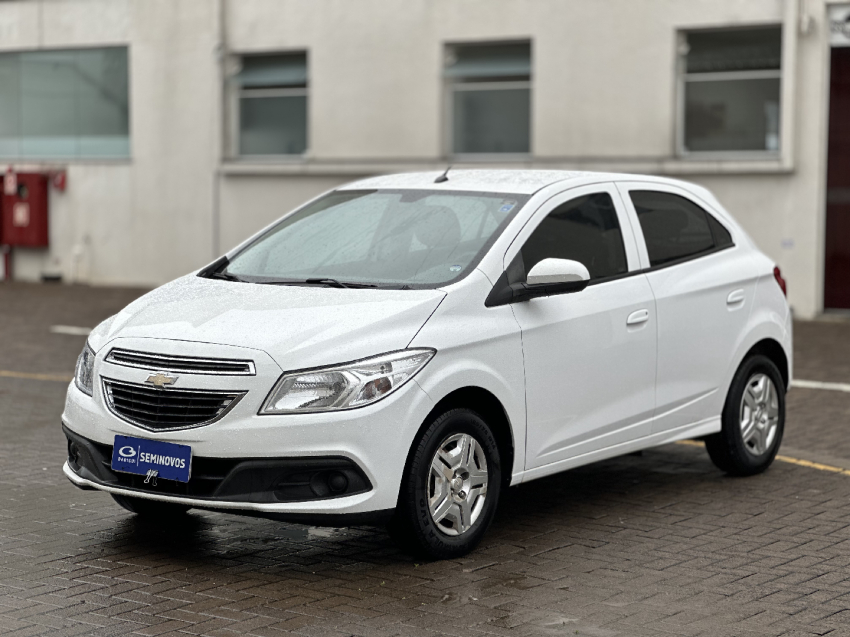 chevrolet onix 1.4 mpfi lt 8v flex 4p manual 1.0 20136