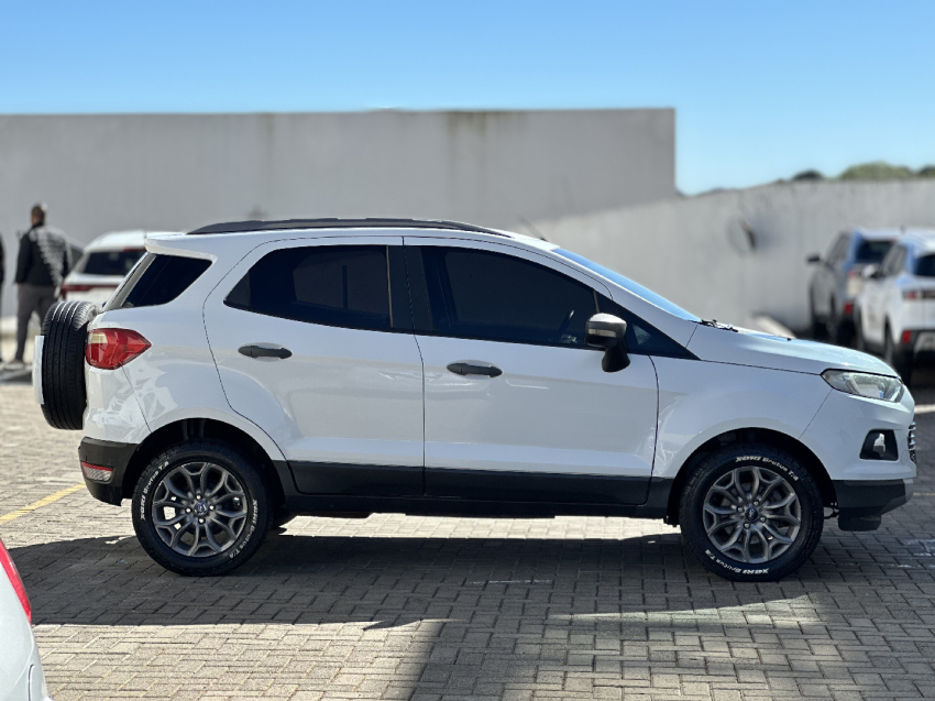 ford ecosport 1.6 freestyle 16v flex 4p manual 20151