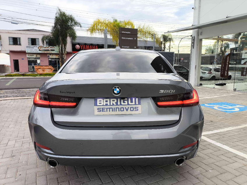 bmw 320i 2.0 16v turbo flex gp automatico 2023