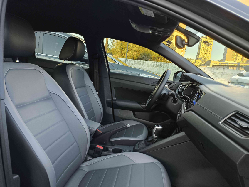 volkswagen nivus 1.0 200 tsi total flex highline automatico 4p 2024