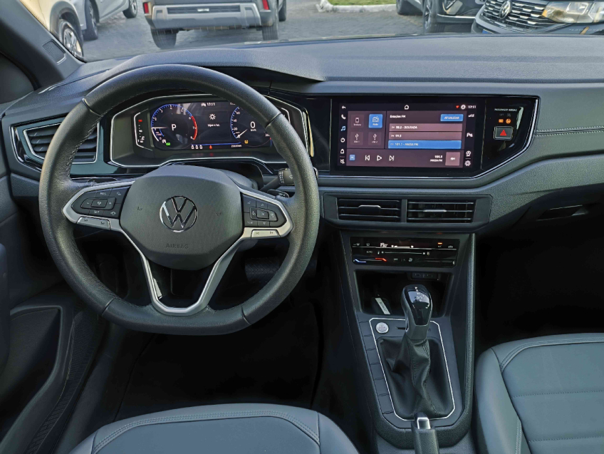 volkswagen nivus 1.0 200 tsi total flex highline automatico 4p 2024