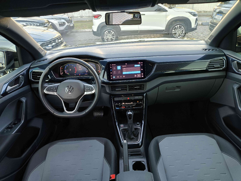 volkswagen t-cross 1.0 200 tsi total flex comfortline automatico 4p 2024