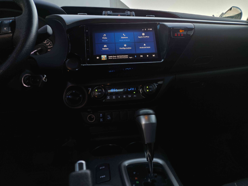 toyota hilux 2.8 d-4d turbo diesel cd sr 4x4 automatico 4p 2024