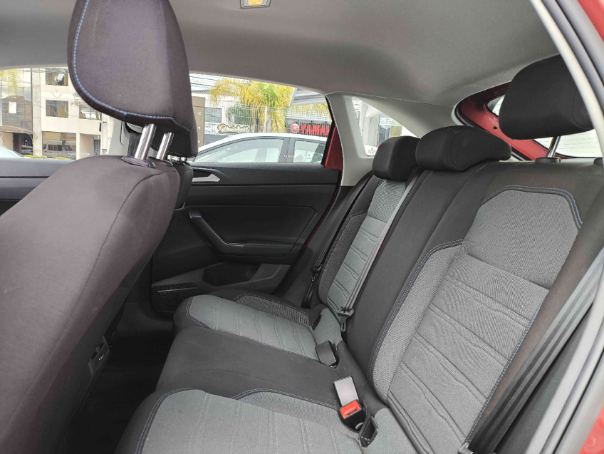volkswagen nivus 1.0 200 tsi total flex comfortline automatico 4p 2024