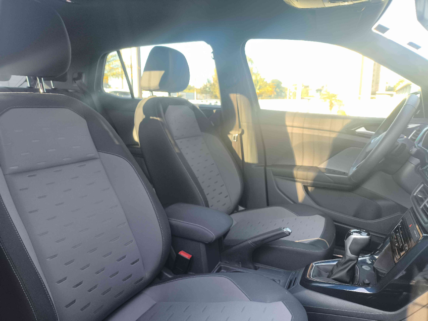 volkswagen t-cross 1.0 200 tsi total flex comfortline automatico 4p 2024