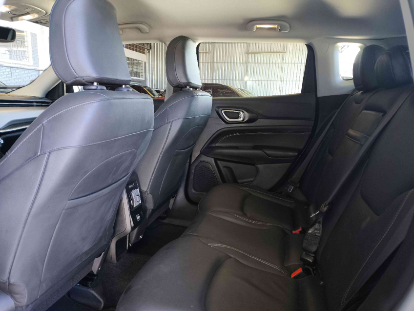 jeep compass 1.3 t270 turbo flex longitude at6 4p automatico 2024