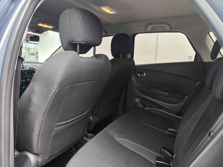 renault captur 1.6 16v sce flex zen x-tronic 4p automatico 2018