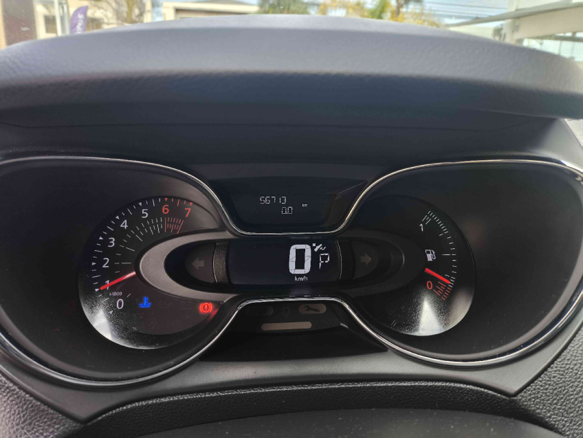 renault captur 1.6 16v sce flex zen x-tronic 4p automatico 2018