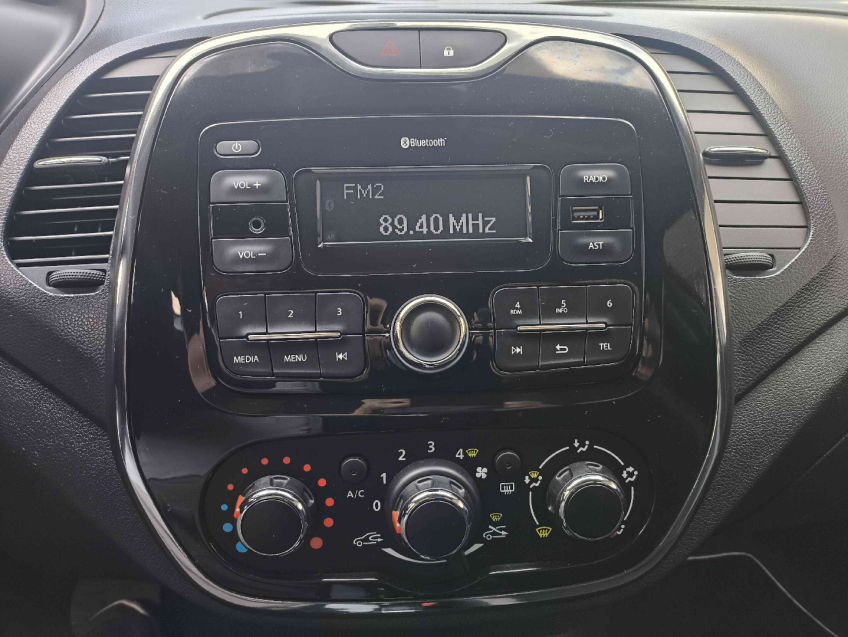 renault captur 1.6 16v sce flex zen x-tronic 4p automatico 2018