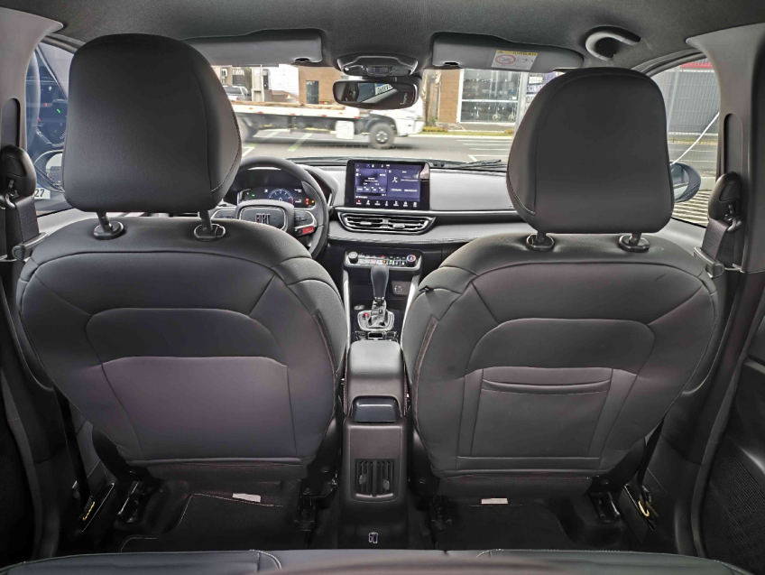 fiat fastback 1.0 flex automatico 2025