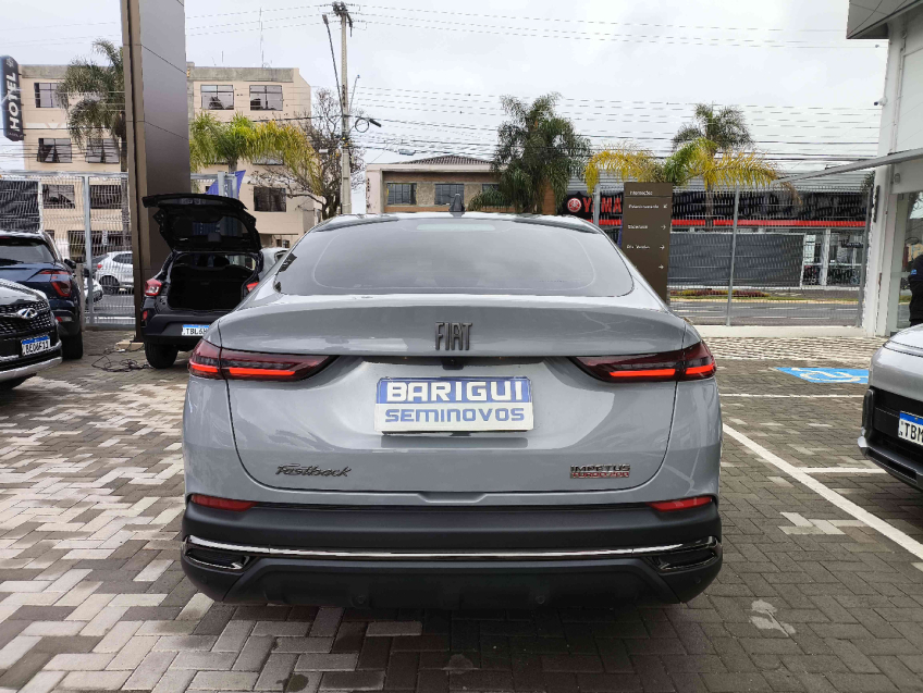 fiat fastback 1.0 flex automatico 2025