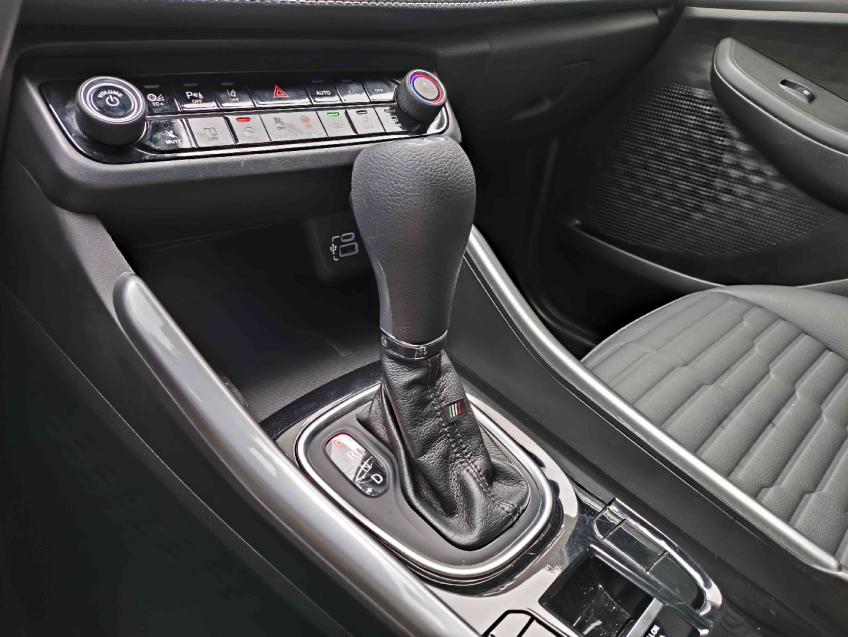 fiat fastback 1.0 flex automatico 2025