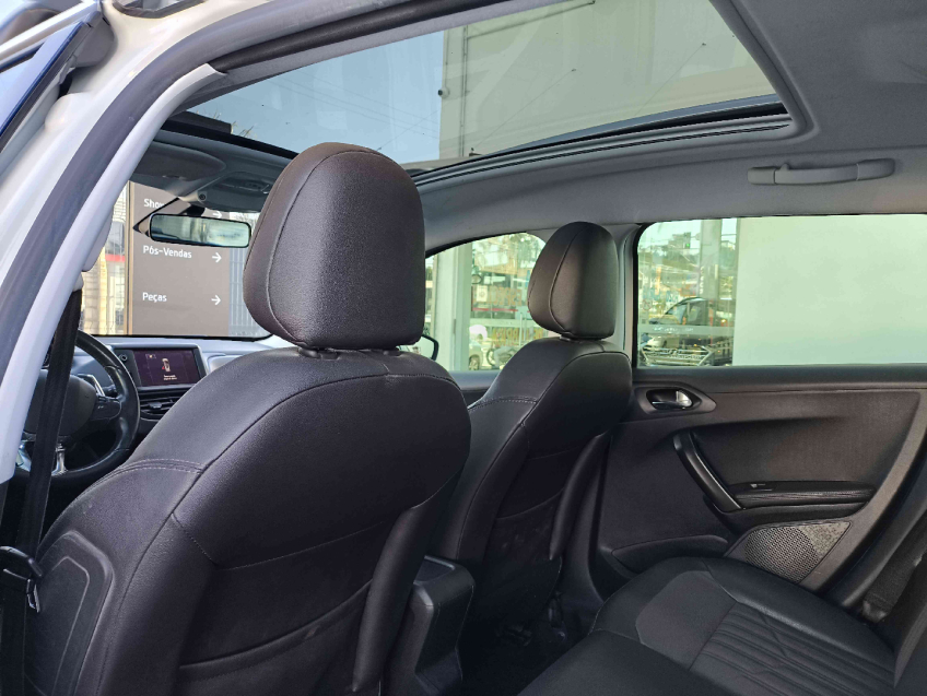 peugeot 2008 1.6 16v flex griffe 4p automatico 2017