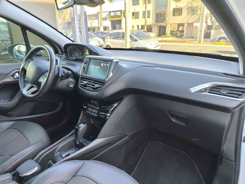 peugeot 2008 1.6 16v flex griffe 4p automatico 2017