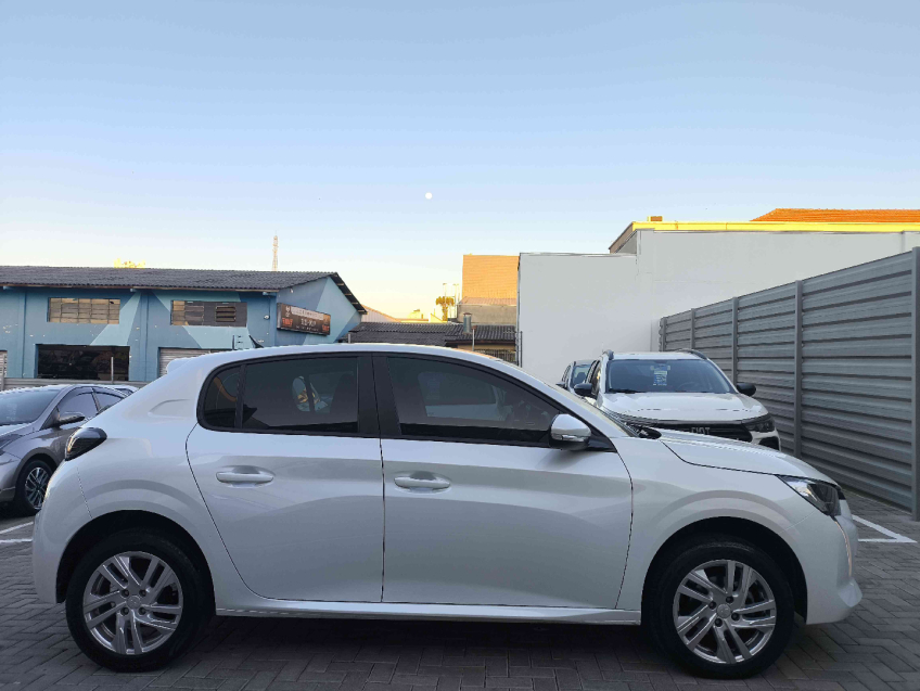 peugeot 208 1.6 16v flex active at6 4p automatico 2022
