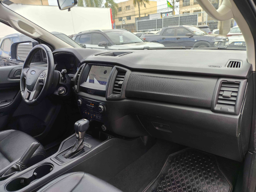 ford ranger 2.2 black 4x2 cd 16v diesel 4p automatico 2022