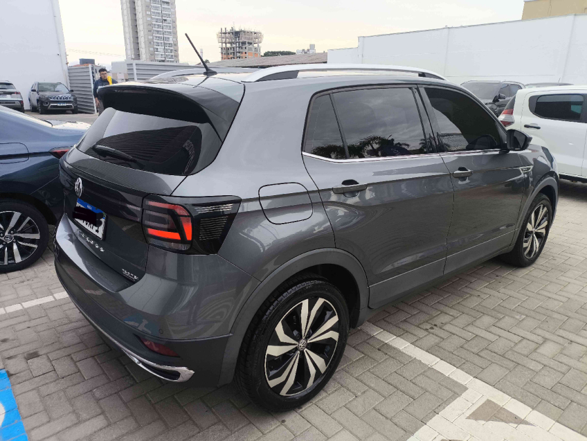 volkswagen t-cross 1.4 250 tsi total flex highline automatico 4p 2020