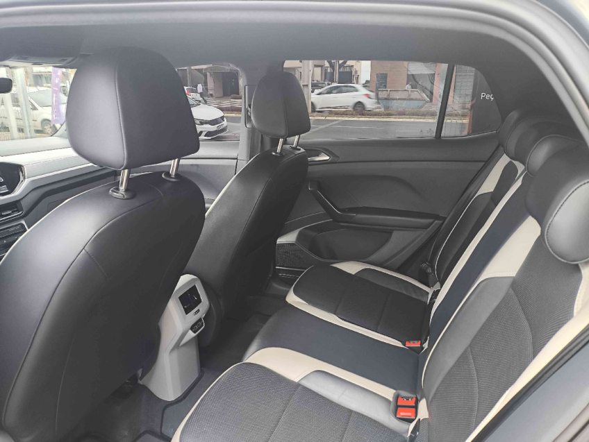volkswagen t-cross 1.4 250 tsi total flex highline automatico 4p 2020
