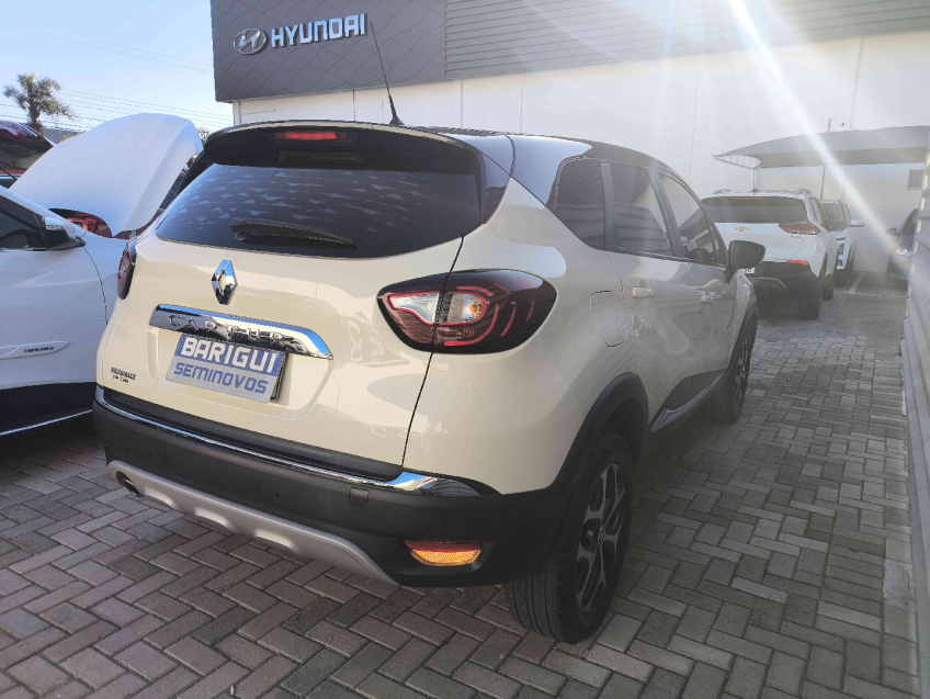 renault captur 1.6 16v sce flex intense x-tronic 4p automatico 2019