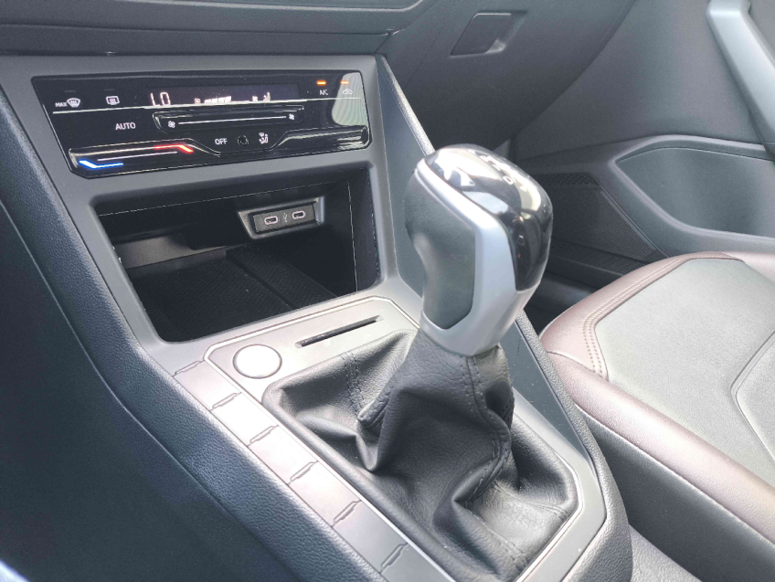 volkswagen virtus 1.0 200 tsi highline automatico flex 4p 2023