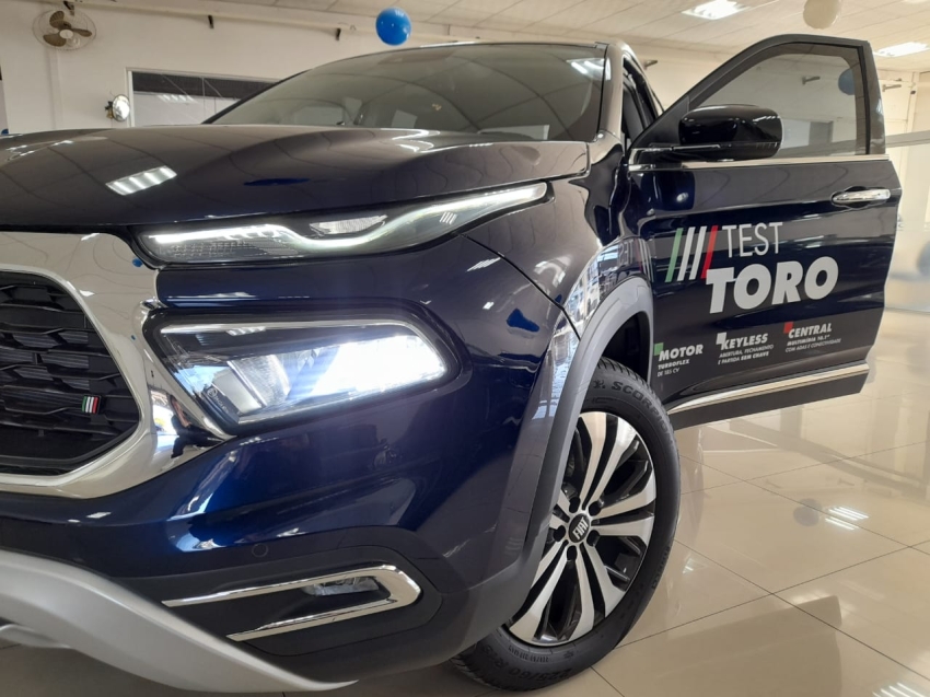 fiat toro 1.3 turbo 270 flex volcano at6 4p automatico 2024