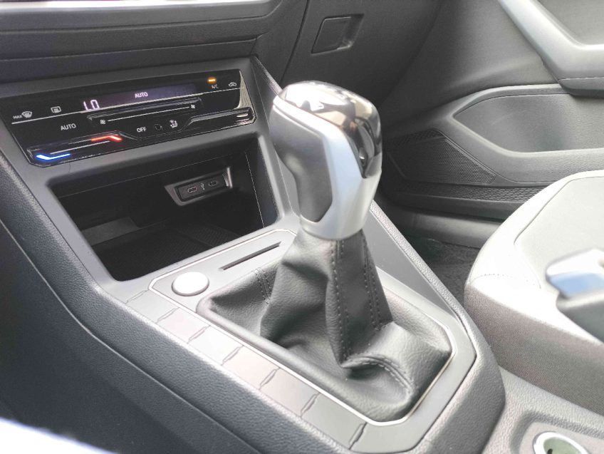 volkswagen nivus 1.0 flex automatico 2024