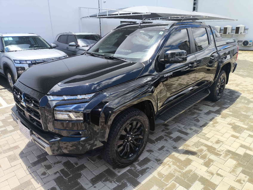 mitsubishi triton 2.4 diesel automatico 2026