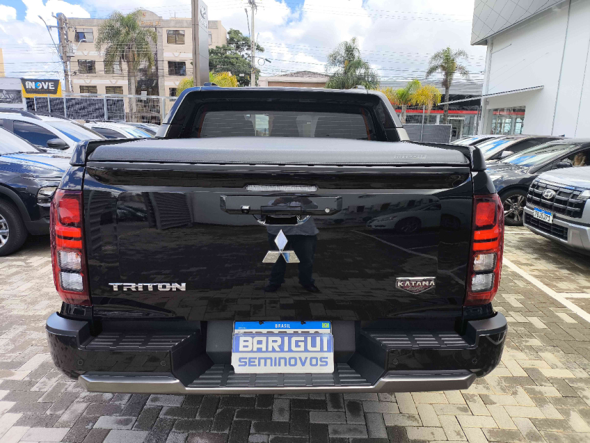 mitsubishi triton 2.4 diesel automatico 20269
