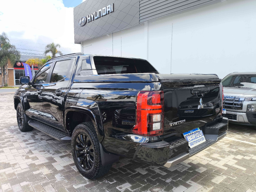 mitsubishi triton 2.4 diesel automatico 20268