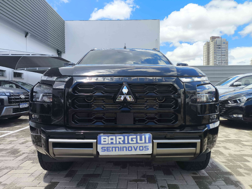 mitsubishi triton 2.4 diesel automatico 202616