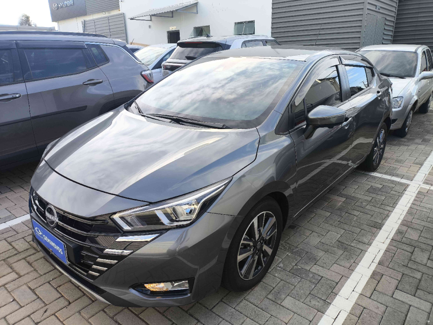 nissan versa 1.6 flex automatico 2025