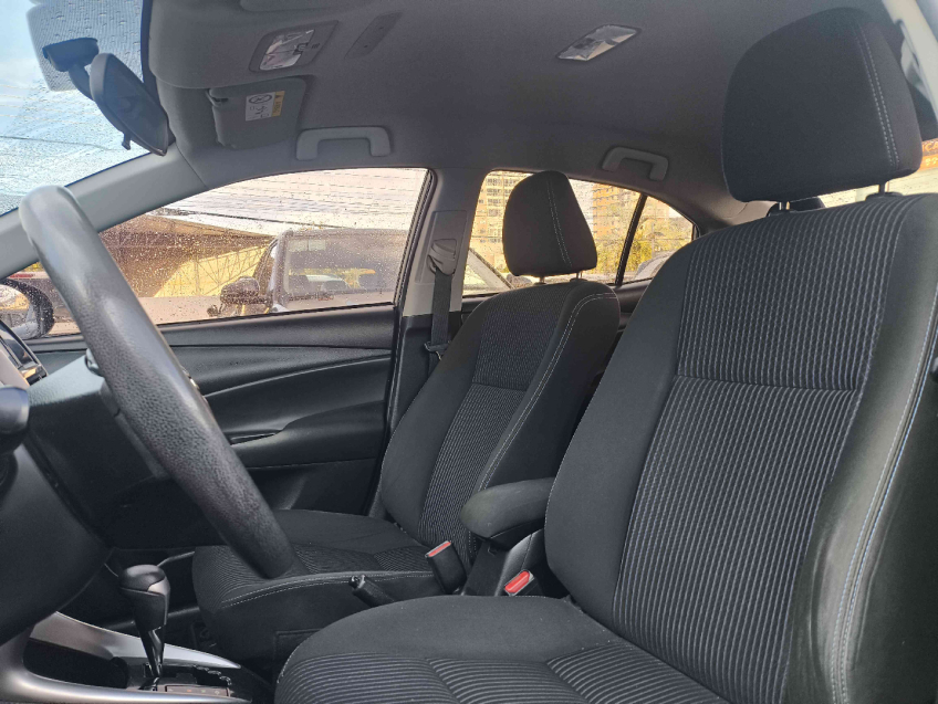 toyota yaris 1.5 flex 20201