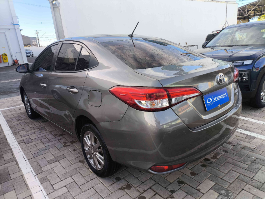 toyota yaris 1.5 flex 20207