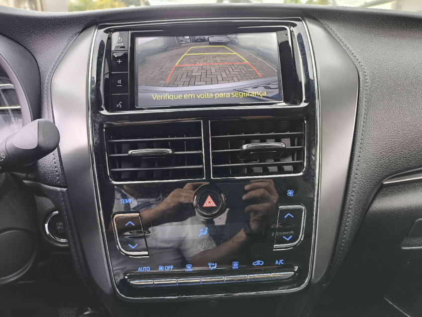 toyota yaris 1.5 flex automatico 20244