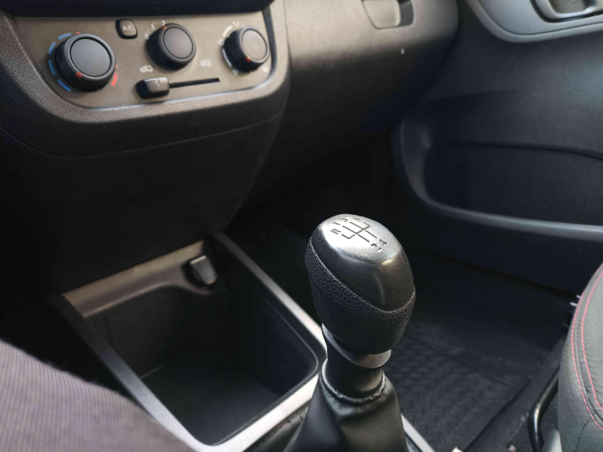 renault kwid 1.0 flex manual 20195