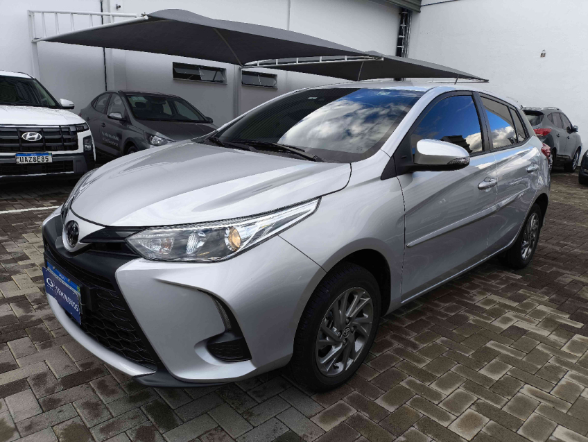 toyota yaris 1.5 flex automatico 2024