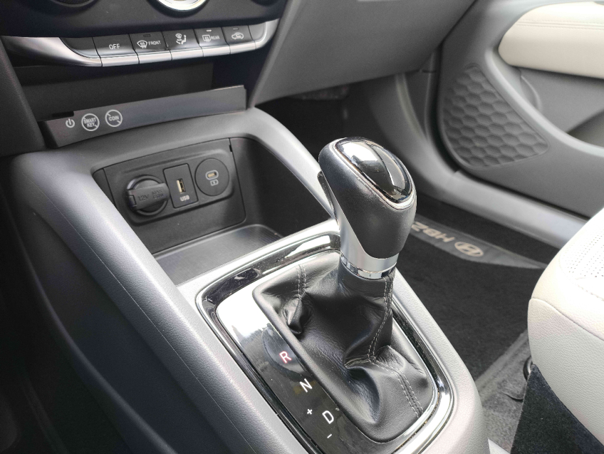 hyundai hb20s 1.0 flex automatico 20235