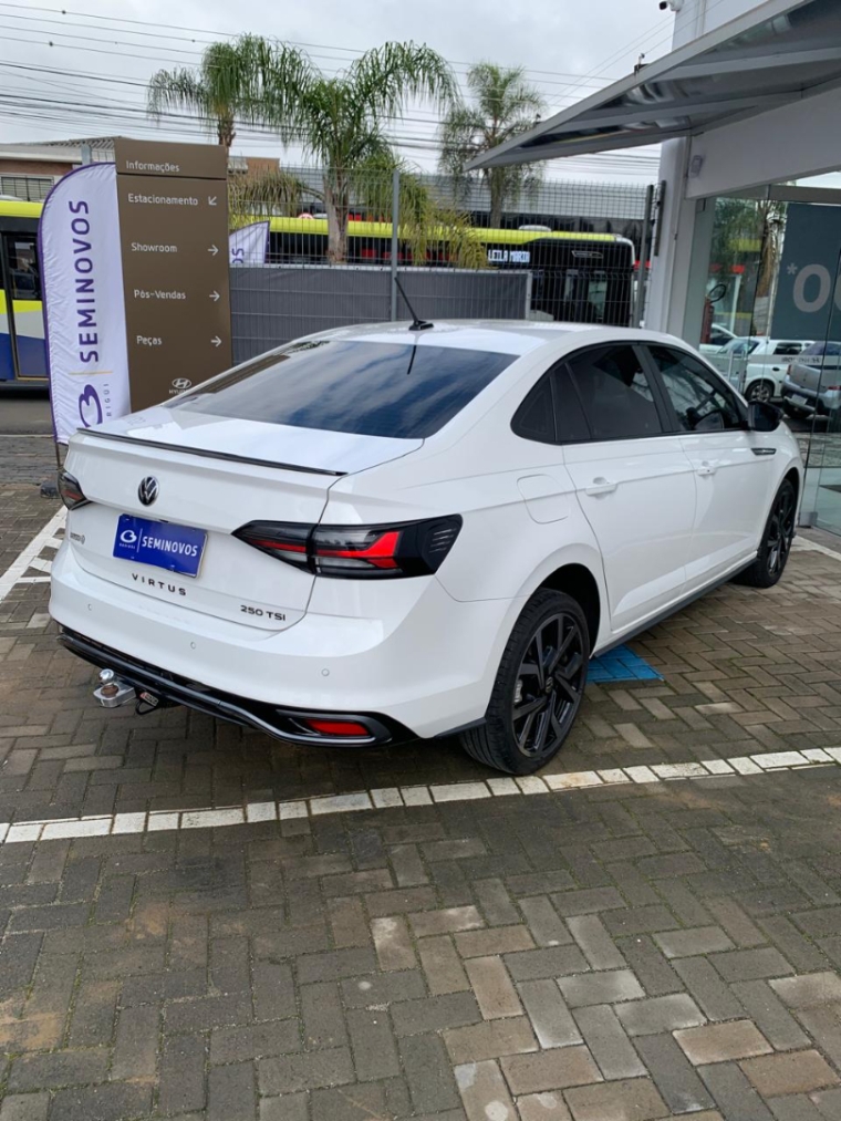 volkswagen virtus 1.4 250 tsi exclusive automatico 1.8 flex 4p 20253