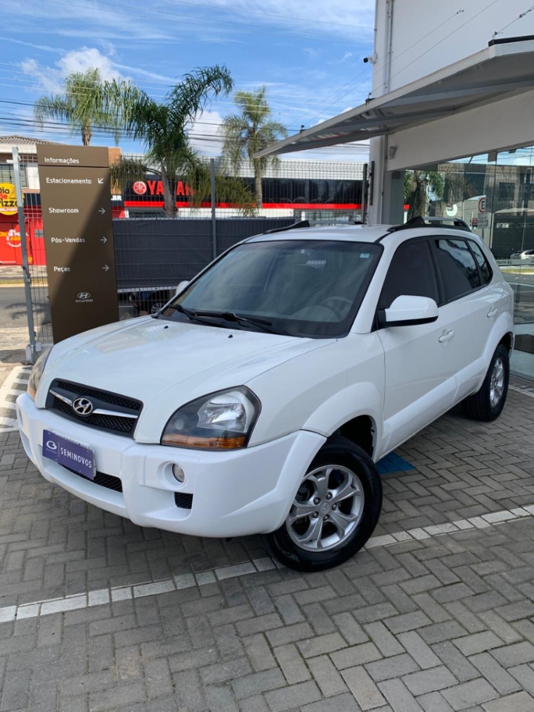 hyundai tucson 2.0 mpfi gls 16v 143cv 2wd flex 4p automatico 2015